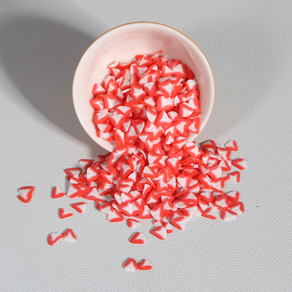 Nail Art Strawberry - Red white strawberry shaped slices realistic