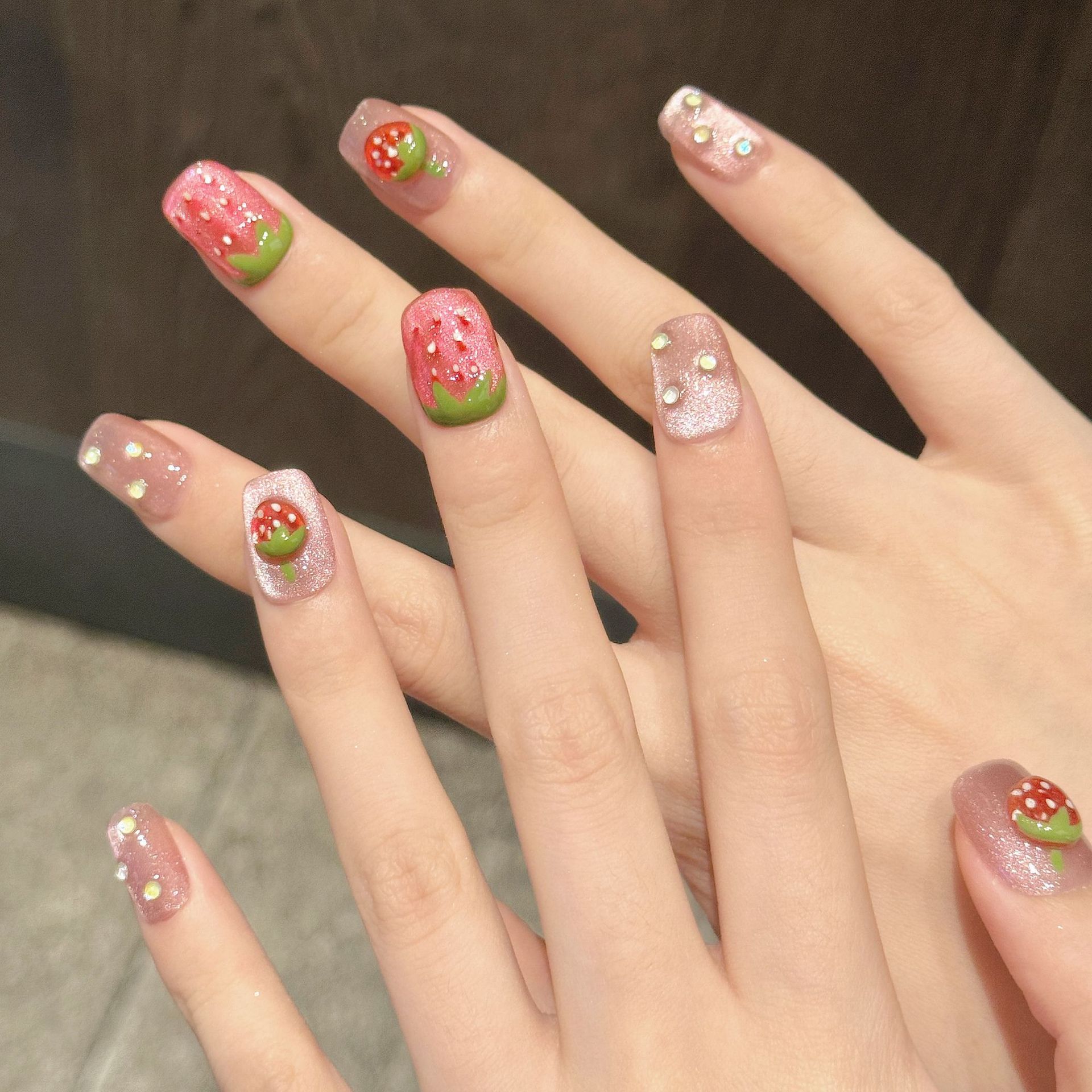 10pcs Handmade Press on Nails  - Nail Art Strawberry ulasan dan harga